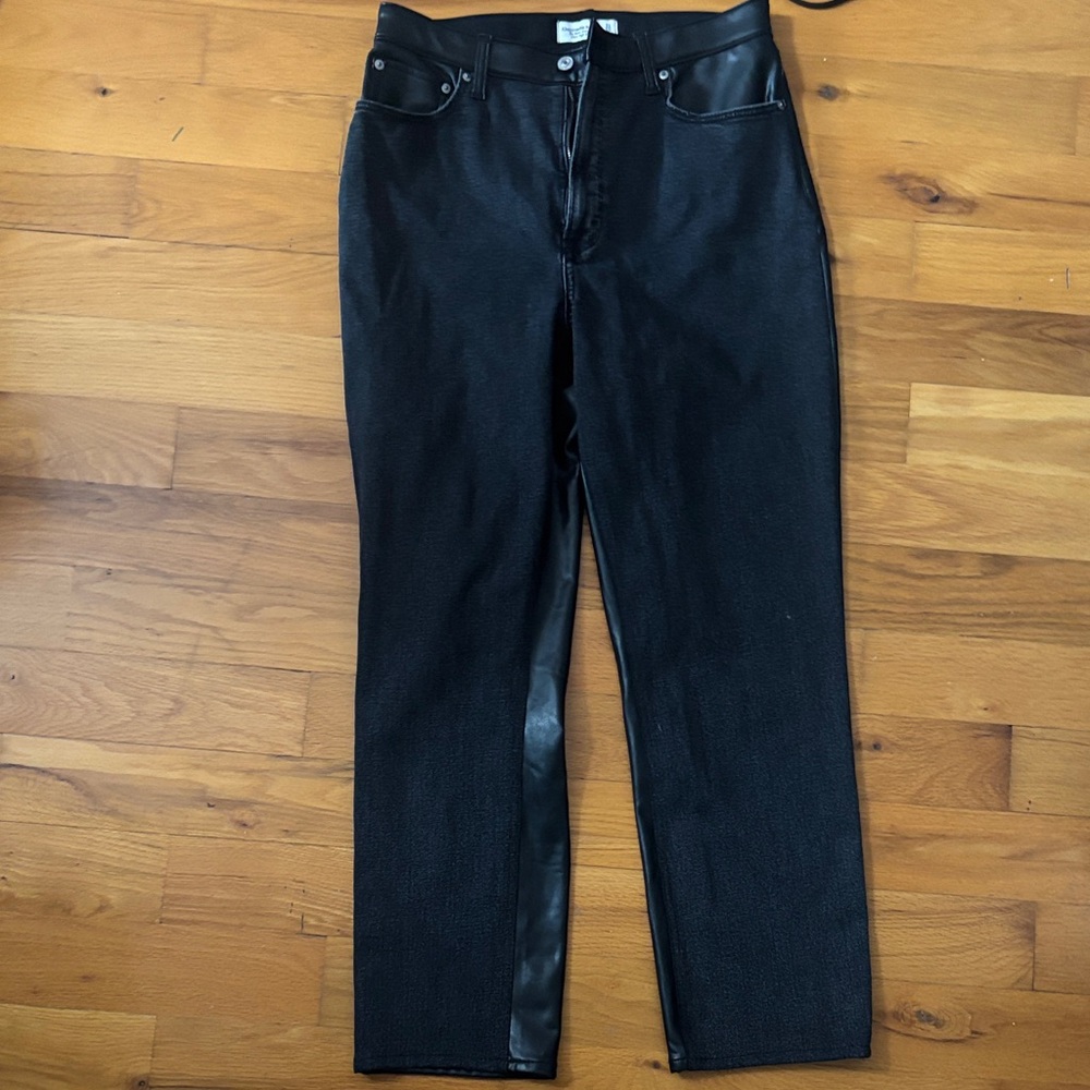 Abercrombie & Fitch Black High-Rise Pants